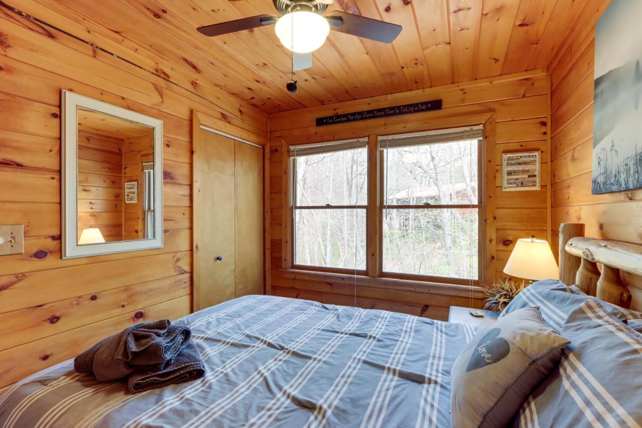 Blue Ridge Cozy Cabin In The Woods With Hot Tub! Extérieur photo